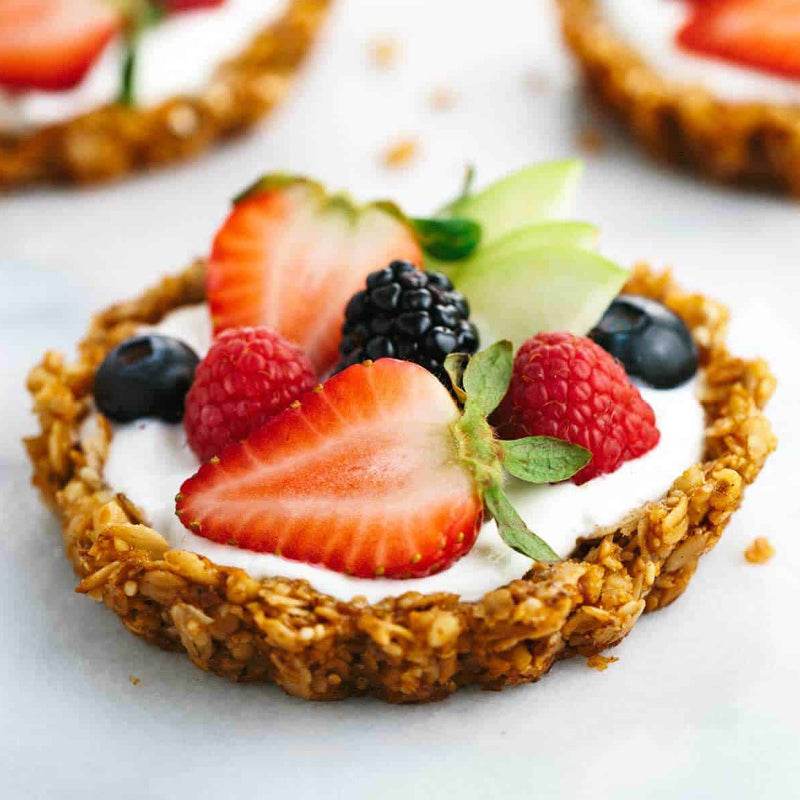 Breakfast fruit tart with granola crust - Health Nutrition